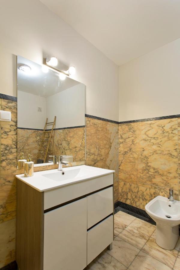 Music House Apartment Porto Bagian luar foto